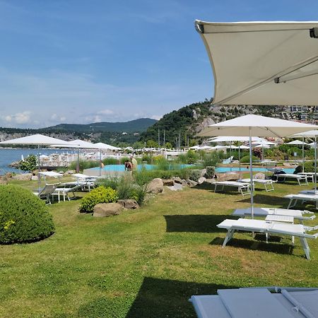 Portopiccolo Apartments With Garden And Beach Included システィアーナ エクステリア 写真