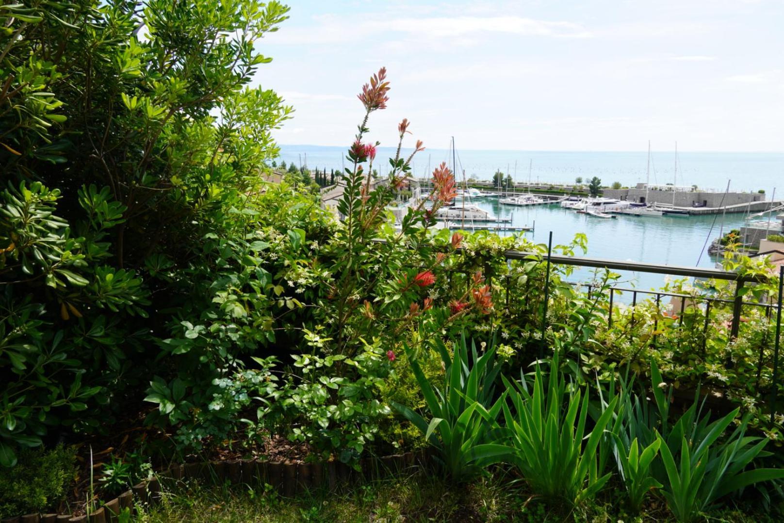 Portopiccolo Apartments With Garden And Beach Included システィアーナ エクステリア 写真